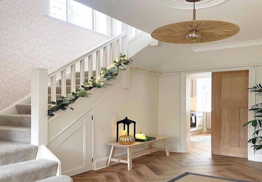 ديكورات أنيقة تخلق جوًا مميزًا في كل زاوية من منزلك وتناسب جميع الأذواق.